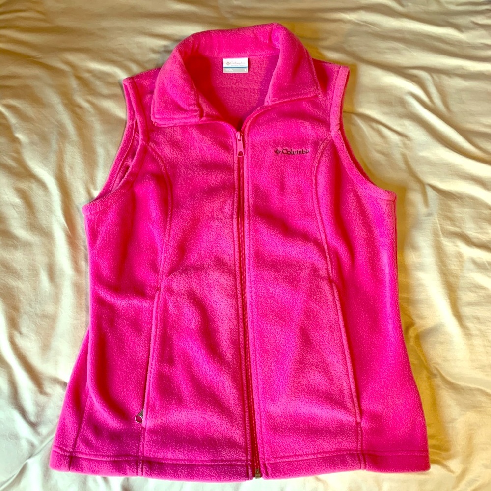 Pink fleece Columbia vest